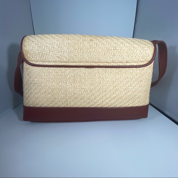 Handbag - Picture 6 of 8